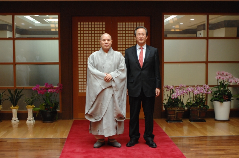 2010.02.22_정몽준 대표, 주호영 장관 오찬 (23)